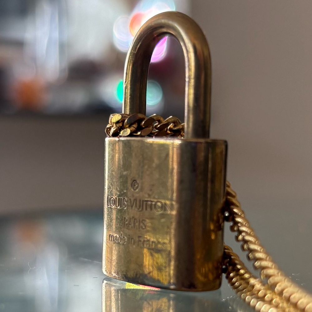 Louis Vuitton Vintage Brass Padlock (#326) 🌟 - Picture 5 of 7